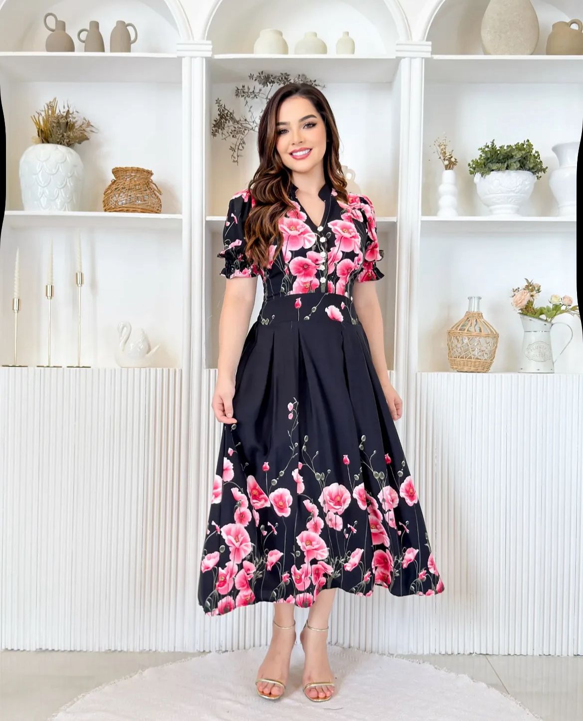 Vestido MIDI Algodão/Lesse Preto com Rosas