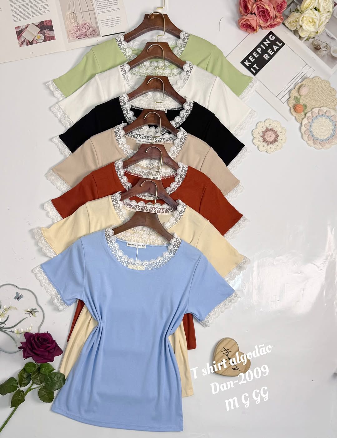 T-Shirt de Algodão com Renda